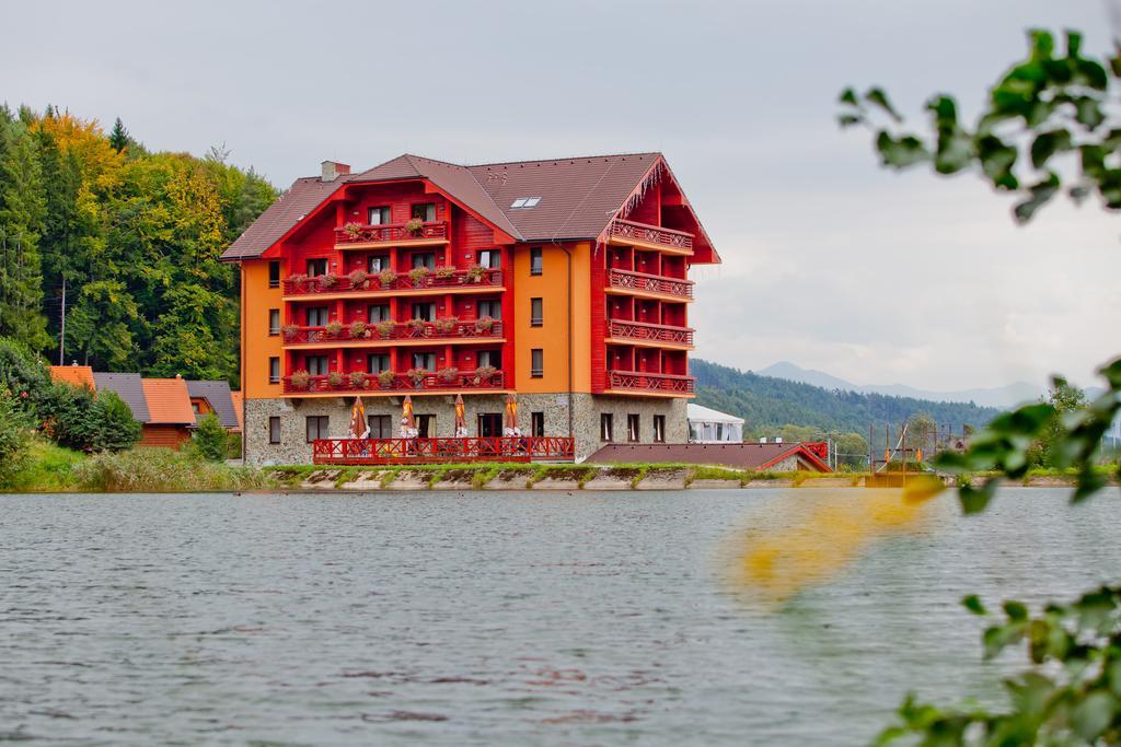 Hotel Impozant Валча Экстерьер фото