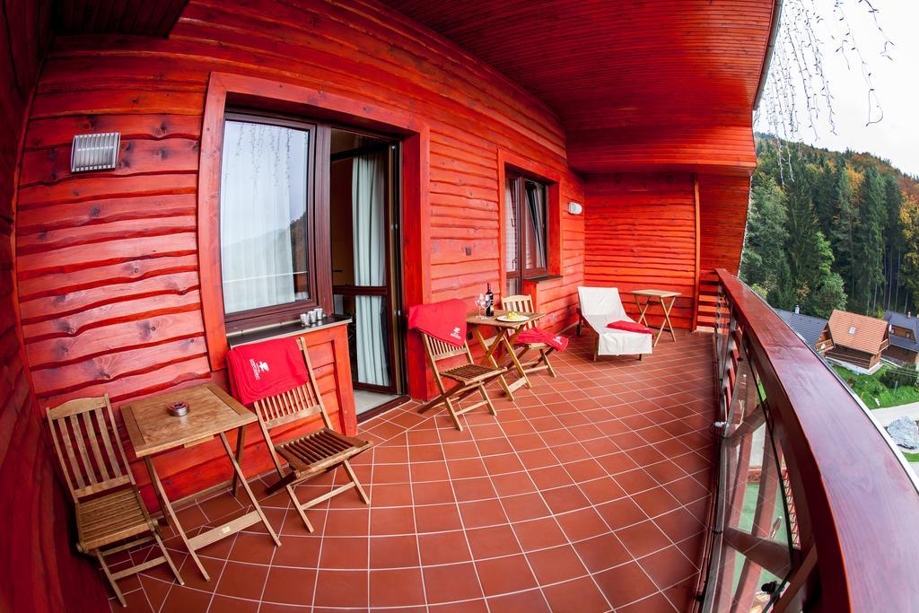 Hotel Impozant Валча Экстерьер фото